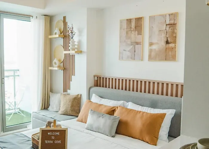 Azure Bahamas Staycation Near Naia Makati Bgc Apartment